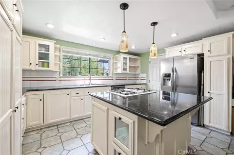 912 Wade Dr, Paso Robles, CA 93446