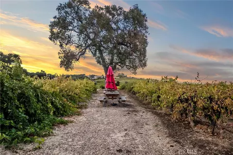 3000 Oakdale Rd, Paso Robles, CA 93446 photo 4