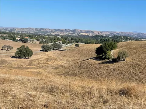1 Las Tablas, Templeton, CA 93465 photo 2