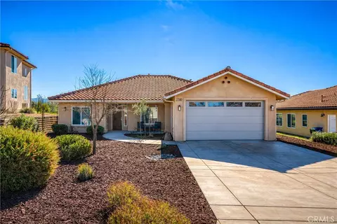 Exterior - 2210 Holly Dr, Paso Robles, CA 93446 photo 2 of 5
