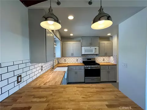 Kitchen - 941 Marina, Morro Bay, CA 93442 photo 3 of 3