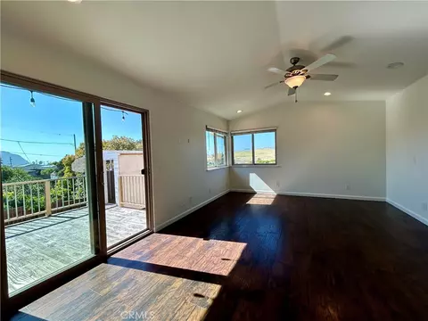 Living - 941 Marina, Morro Bay, CA 93442 photo 5 of 5