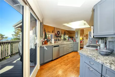 583 Plymouth St, Cambria, CA 93428