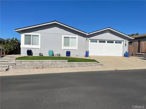 967 S White Dove Dr, Santa Maria, CA 93455