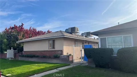 3462 E Clinton, Fresno, CA 93703