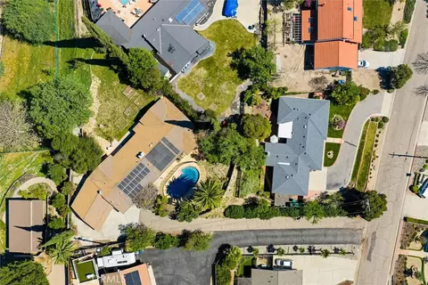 View/Area - 215 Hilltop, Paso Robles, CA 93446 photo 2 of 5