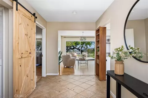 Entry Way - 215 Hilltop, Paso Robles, CA 93446 photo 1 of 2
