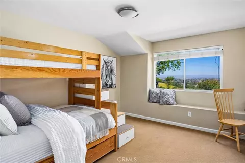 Bedroom - 215 Hilltop, Paso Robles, CA 93446 photo 3 of 3