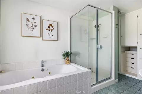 Bath - 215 Hilltop, Paso Robles, CA 93446 photo 1 of 2