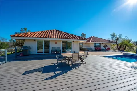 Exterior - 9750 Random Canyon Way, Creston, CA 93432 photo 9 of 21