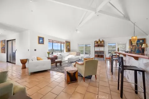 Living - 9750 Random Canyon Way, Creston, CA 93432 photo 1 of 6