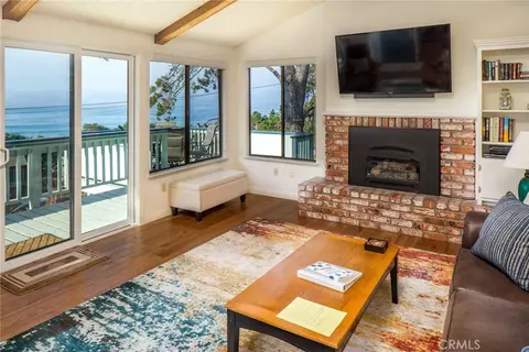 5198 Whitehall Ave, Cambria, CA 93428