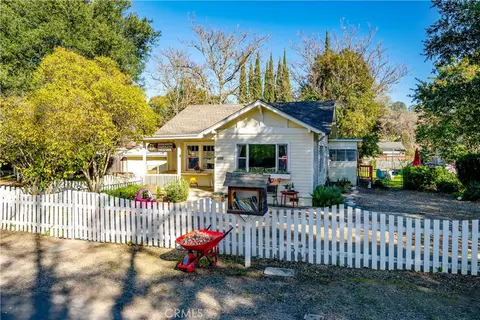 8935 Amapoa Ave, Atascadero, CA 93422