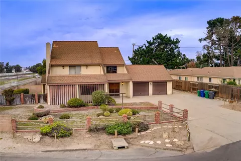 121 Harsin, Santa Maria, CA 93455