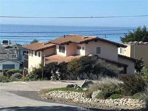 395 Drake St, Cambria, CA 93428
