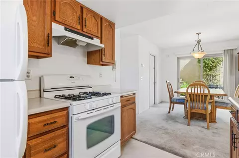 Kitchen - 618 Queenanne Rd, Paso Robles, CA 93446 photo 2 of 3