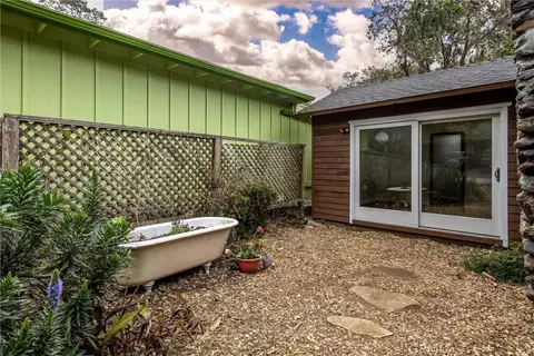 Exterior - 2525 Pierce Ave, Cambria, CA 93428 photo 10 of 13