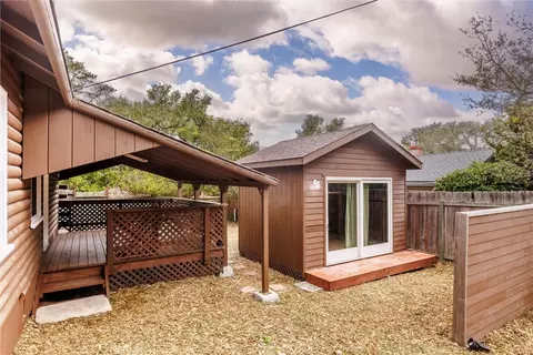 Exterior - 2525 Pierce Ave, Cambria, CA 93428 photo 2 of 13