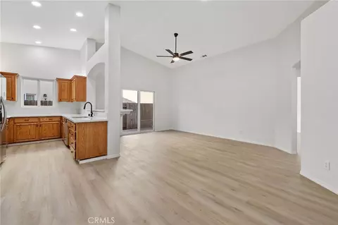 Living - 135 Headwaters, Templeton, CA 93465 photo 5 of 10