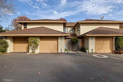 267 Village Circle Dr, Lompoc, CA 93436