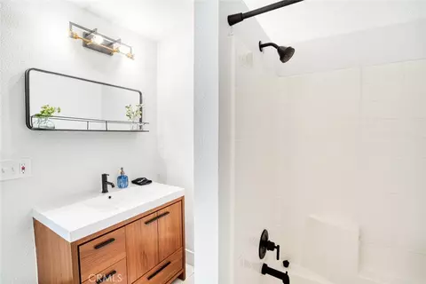 Bath - 261 N 13th, Grover Beach, CA 93433 photo 2 of 4