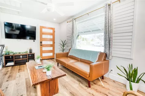 Living - 261 N 13th, Grover Beach, CA 93433 photo 3 of 8