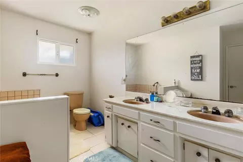 Bath - 1909 Pineridge, Cambria, CA 93428 photo 1 of 2