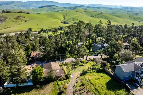 View/Area - 1909 Pineridge, Cambria, CA 93428 photo 4 of 9