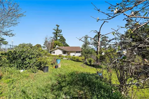 Exterior - 1909 Pineridge, Cambria, CA 93428 photo 6 of 7