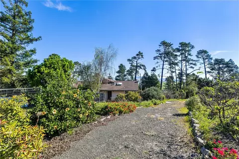 Exterior - 1909 Pineridge, Cambria, CA 93428 photo 7 of 7