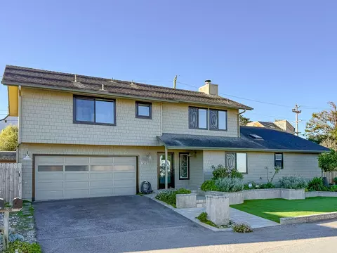 512 Worcester Dr, Cambria, CA 93428