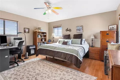 Bedroom - 2918 Burton Dr, Cambria, CA 93428 photo 4 of 7
