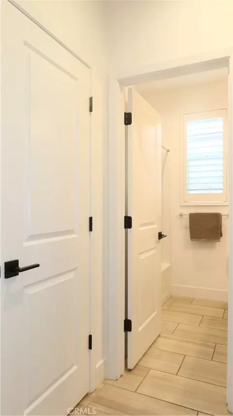 Entry Way - 4254 Oak Knoll Rd, Madera, CA 93636 photo 3 of 6