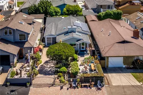 50 5th St, Cayucos, CA 93430