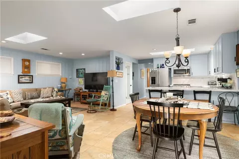 Dining - 50 5th St, Cayucos, CA 93430 photo 1 of 3