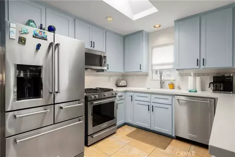 Kitchen - 50 5th St, Cayucos, CA 93430 photo 3 of 4