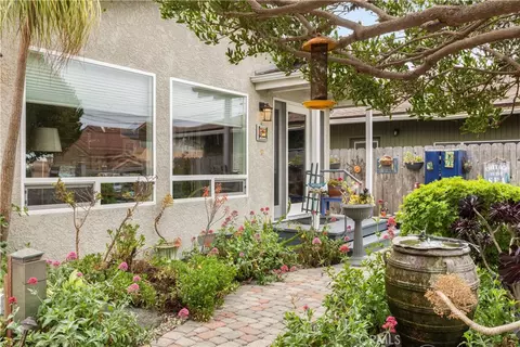 Exterior - 50 5th St, Cayucos, CA 93430 photo 3 of 13