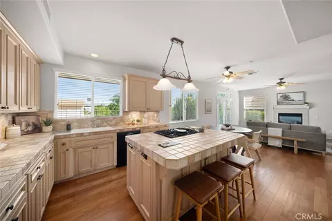 1090 Megan Ct, Templeton, CA 93465