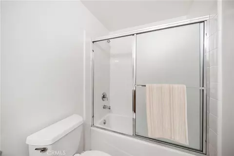 Bath - 1625 Leah Way, Paso Robles, CA 93446 photo 4 of 7