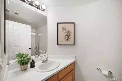 Bath - 1625 Leah Way, Paso Robles, CA 93446 photo 3 of 7