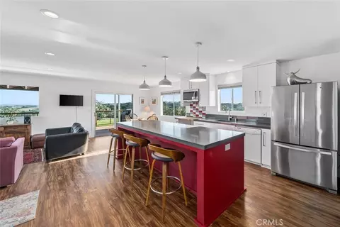 Kitchen - 705 Sequoia Ln, Templeton, CA 93465 photo 8 of 8