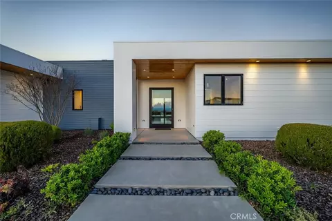Exterior - 705 Sequoia Ln, Templeton, CA 93465 photo 6 of 17