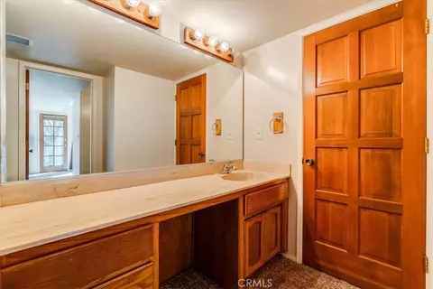 Bath - 470 Warwick, Cambria, CA 93428 photo 2 of 2