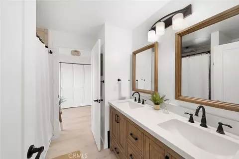 Bath - 363 N 5th St, Grover Beach, CA 93433 photo 1 of 2