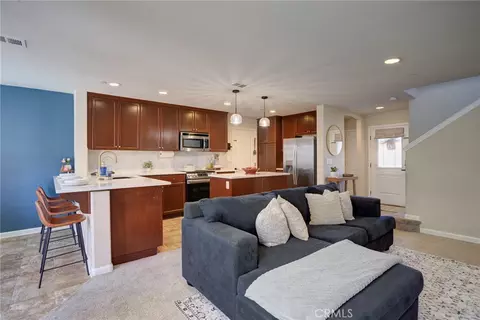 570 River Oaks Dr, Paso Robles, CA 93446