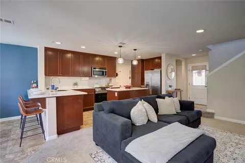 570 River Oaks Dr, Paso Robles, CA 93446