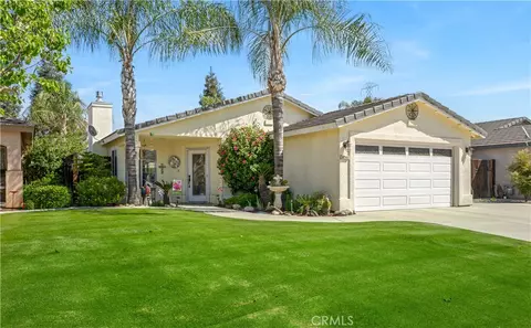 6202 Calabria Dr, Bakersfield, CA 93308