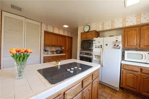 1042 Pellham, Lompoc, CA 93436 photo 4