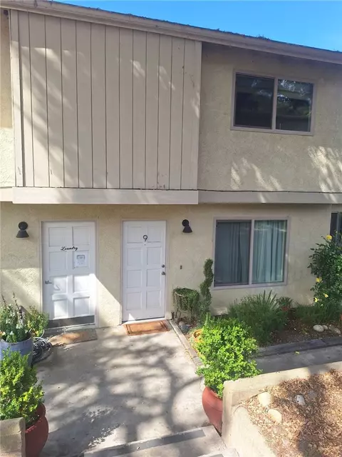 9780 Las Lomas #9, Atascadero, CA 93422