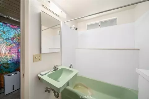 Bath - 1799 Saint Thomas Ave, Cambria, CA 93428 photo 2 of 2